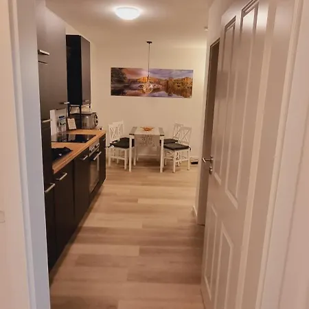 Modern Renovated In Burgau アパート