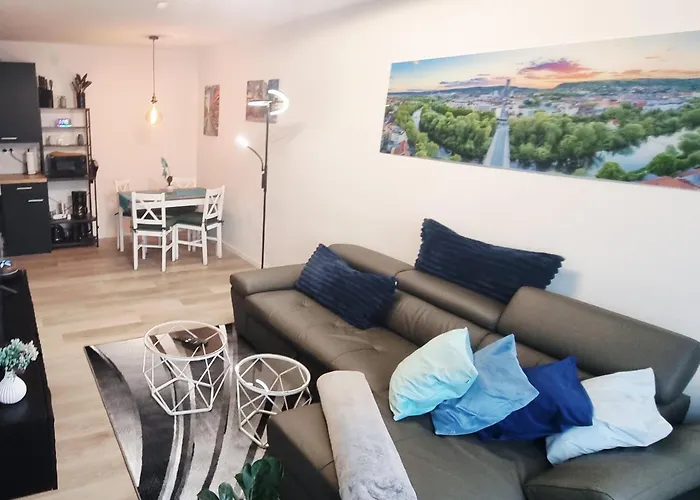 Modern Renovated In Burgau *